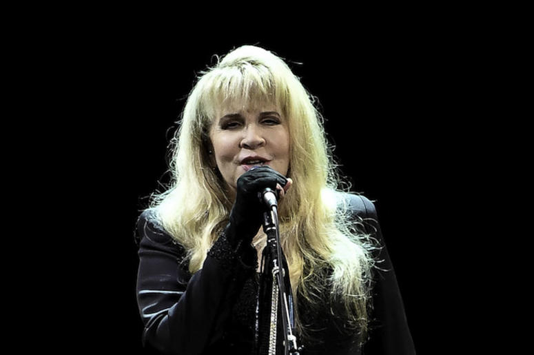 Stevie Nicks, Concert, Singing, Black, BB&T Center, 2016 Stevie Nicks, Concert, Singing, Black, BB&T Center, 2016