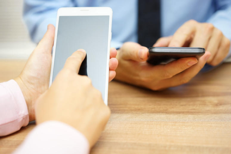 People using Smartphones