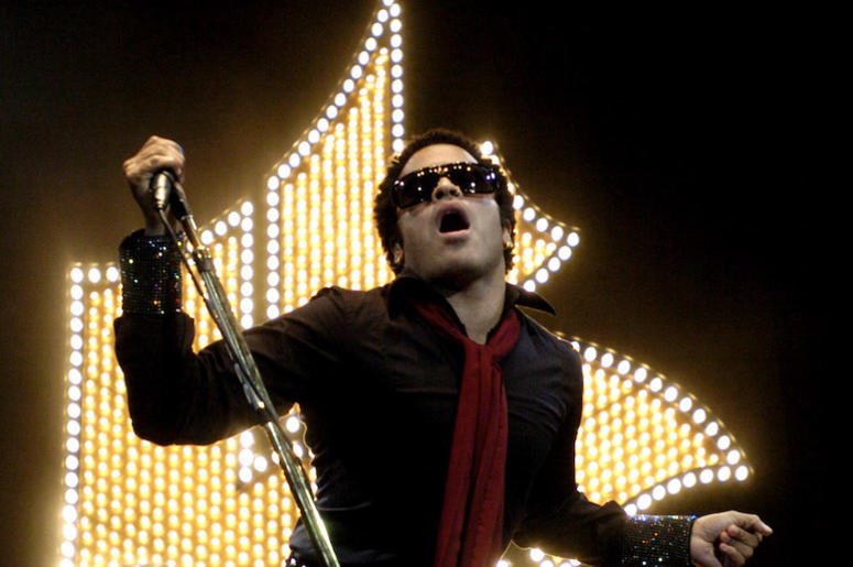 Lenny Kravitz, Concert, Singing, Microphone Lenny Kravitz, Concert, Singing, Microphone
