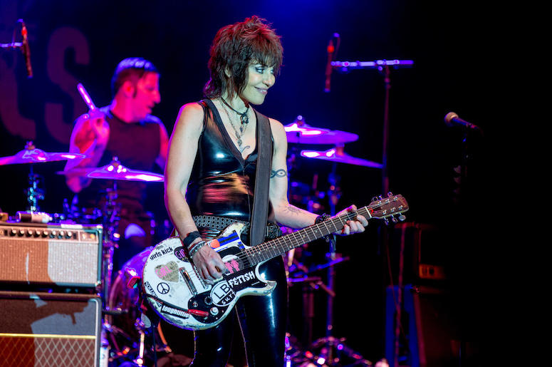 Joan Jett, Concert, Guitar, Smile Joan Jett, Concert, Guitar, Smile
