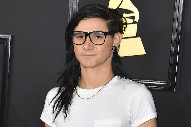 Skrillex, Sonny Moore, 59th Grammys, Red Carpet, White Shirt, 2017 Skrillex, Sonny Moore, 59th Grammys, Red Carpet, White Shirt, 2017