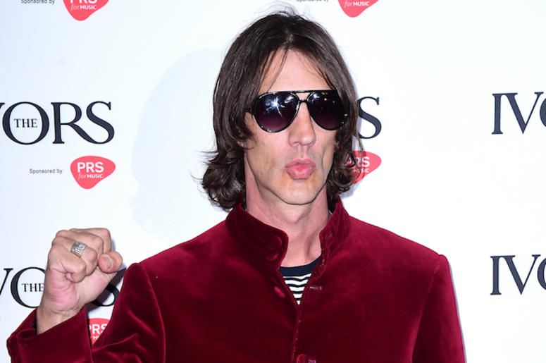 Richard Ashcroft, The Verve, Red Carpet, Ivor Novello Songwriting Awards, Red Velvet Jacket, 2019 Richard Ashcroft, The Verve, Red Carpet, Ivor Novello Songwriting Awards, Red Velvet Jacket, 2019