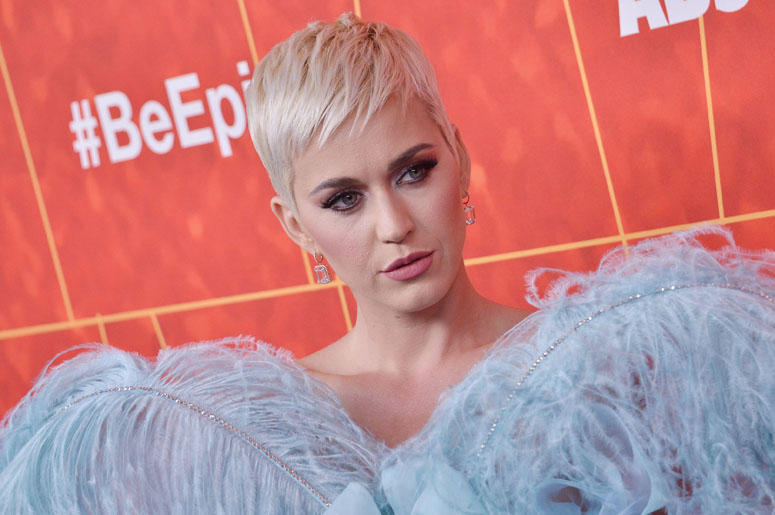 Katy Perry arrives at the amfAR Gala Los Angeles 2018 Katy Perry arrives at the amfAR Gala Los Angeles 2018