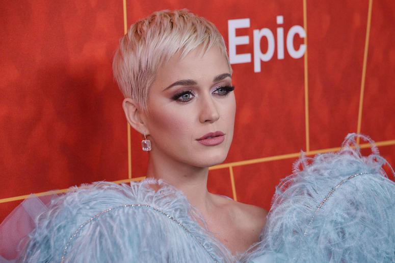 Katy Perry arrives at the amfAR Gala Los Angeles 2018 Katy Perry arrives at the amfAR Gala Los Angeles 2018