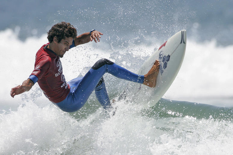AP19072830184320 In this July 31, 2005, file photo, Rob Machado competes in the men's semifinals during U.S. Open of Surfing in Huntington Beach, Calif. (AP Photo/Jae C. Hong, File)