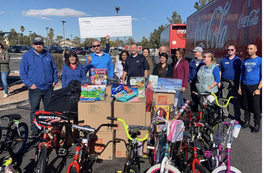 Allstate Donates $35,000 to KLUC Toy Drive Allstate Donates $35,000 to KLUC Toy Drive