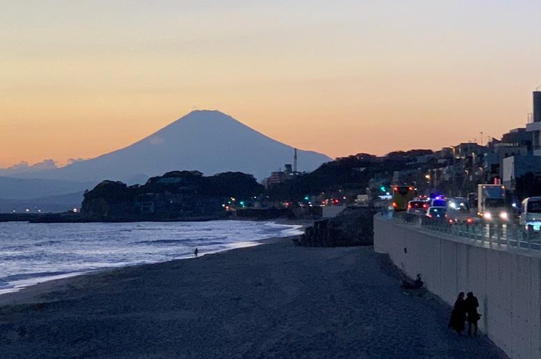 Mt. Fiji from Inamuragasaki Beach