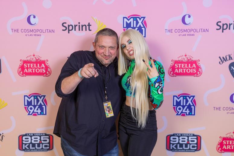 Summer Jam Meet And Greet Ava 16