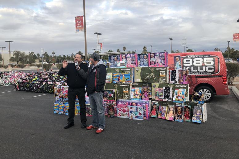 Terry Fator Visits Toy Drive, Brings the Trifecta Terry Fator Visits Toy Drive