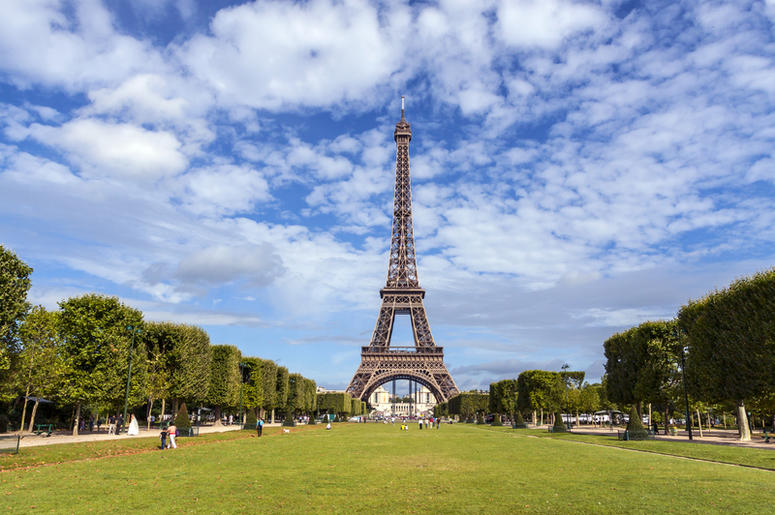 Paris Paris