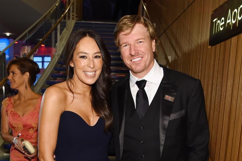 NEW YORK, NEW YORK - APRIL 23: Joanna Gaines and Chip Gaines attend the TIME 100 Gala 2019 Cocktails at Jazz at Lincoln Center on April 23, 2019 in New York City. NEW YORK, NEW YORK - APRIL 23: Joanna Gaines and Chip Gaines attend the TIME 100 Gala 2019 Cocktails at Jazz at Lincoln Center on April 23, 2019 in New York City.