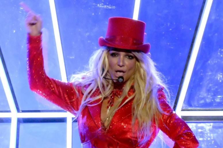 LAS VEGAS, NV - MAY 22: Recording artist Britney Spears performs onstage during the 2016 Billboard Music Awards at T-Mobile Arena on May 22, 2016 in Las Vegas, Nevada LAS VEGAS, NV - MAY 22: Recording artist Britney Spears performs onstage during the 2016 Billboard Music Awards at T-Mobile Arena on May 22, 2016 in Las Vegas, Nevada