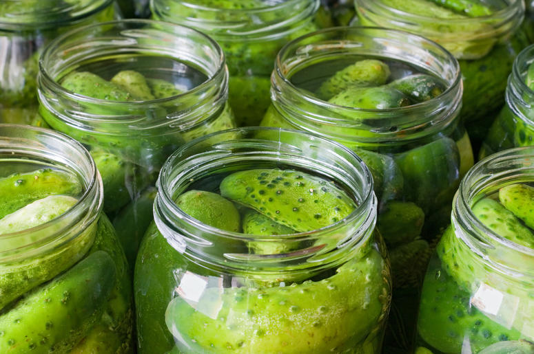 (Yotka/ iStock/ Getty Images Plus) Pickles in a jar