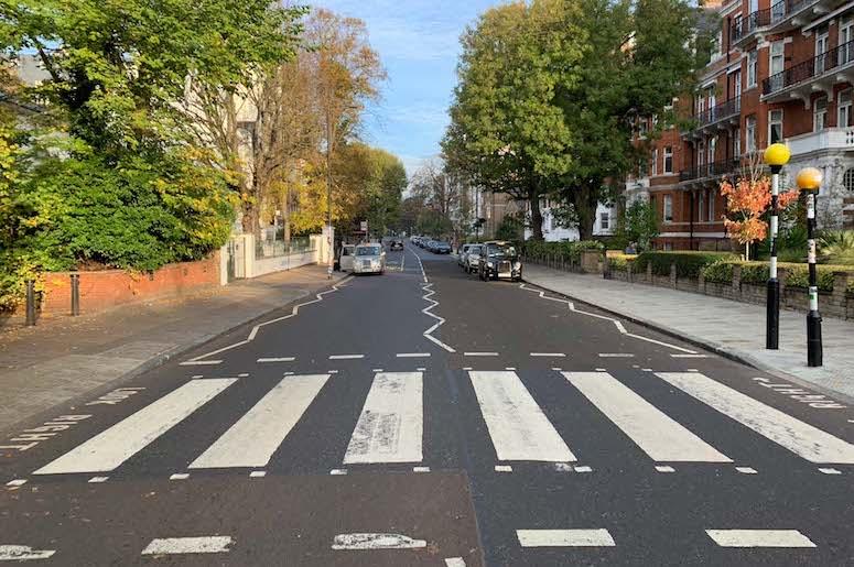 Abbey Road, Zig Zag Crosswalk, Zebra Crossing, The Beatles, 2018 Abbey Road, Zig Zag Crosswalk, Zebra Crossing, The Beatles, 2018