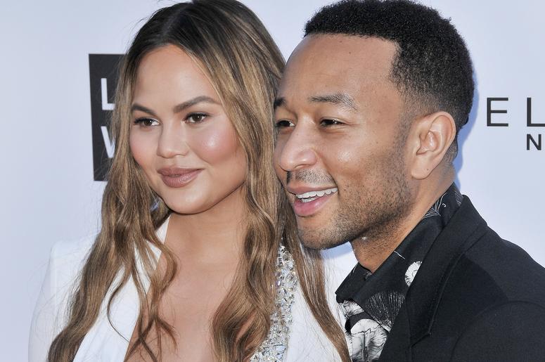 Chrissy Teigen & John Legend john_legend_chrissy_teigen