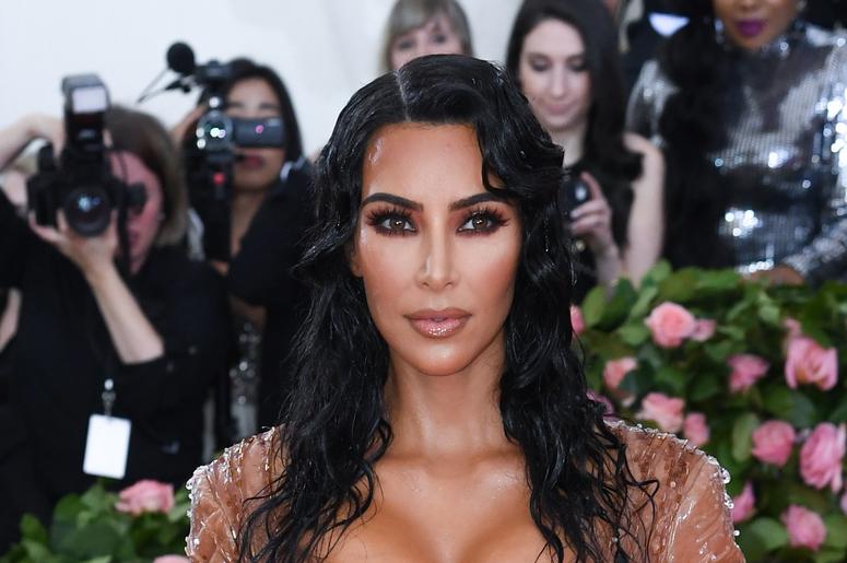 Kim Kardashian kim_kardashian