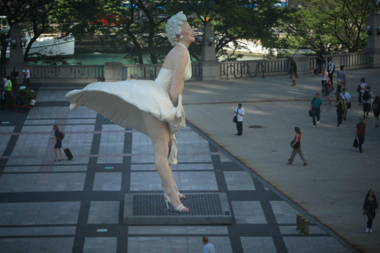 Marilyn Monroe Statue Marilyn Monroe Statue