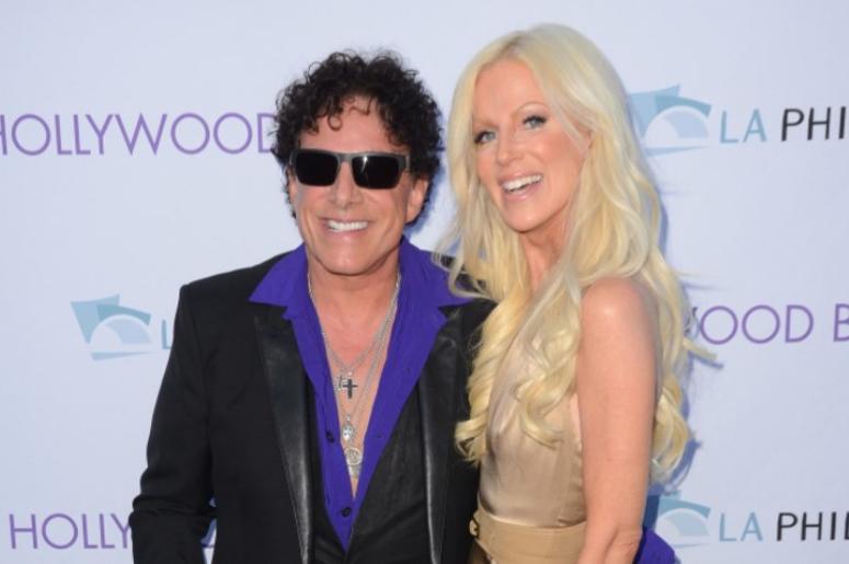 20 June 2015 - Hollywood, California - Neal Schon, Michaele Schon. Hollywood Bowl opening night featuring Journey held at The Hollywood Bowl 20 June 2015 - Hollywood, California - Neal Schon, Michaele Schon. Hollywood Bowl opening night featuring Journey held at The Hollywood Bowl