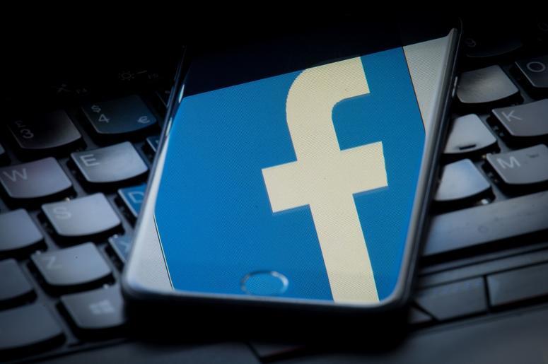 Facebook Facebook