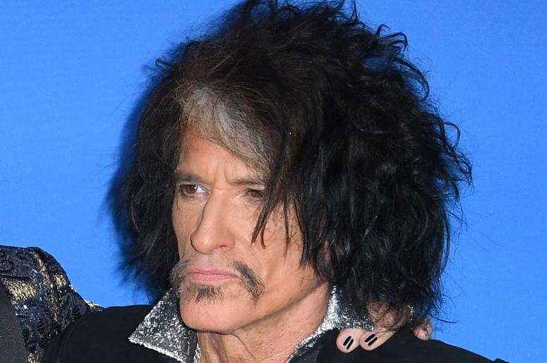 Joe Perry at 2018 MTV Video Music Awards at Radio City Music Hall in L.A. Joe Perry at 2018 MTV Video Music Awards at Radio City Music Hall in L.A.