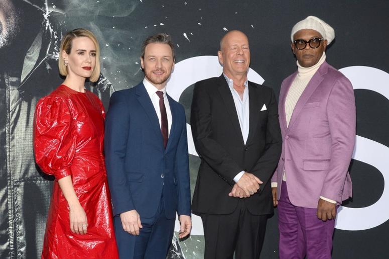 Review Glass With Bruce Willis Samuel L Jackson James Mcavoy