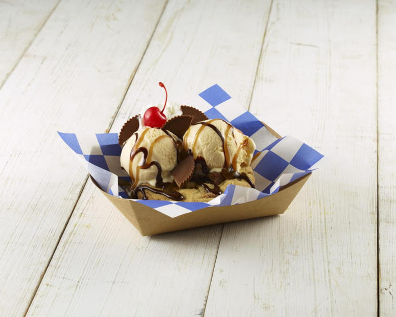 Peanut Butter Cup Snookie by Michelle Edwards (Photo credit: State Fair of Texas®) Peanut Butter Cup Snookie by Michelle Edwards (Photo credit: State Fair of Texas®)
