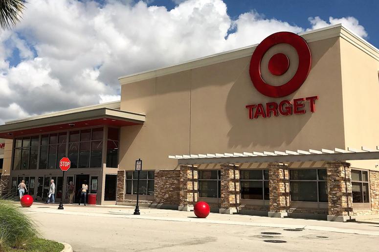 Wisconsin Powerball Winner Surprises Mom With $200 Target Gift Card Wisconsin Powerball Winner Surprises Mom With $200 Target Gift Card