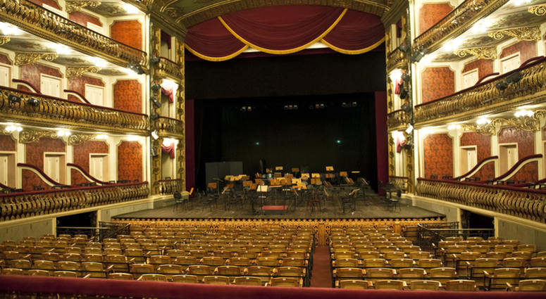 opera, theater Inside the opera house of Manaus you can feel the glamor of the belle epoch