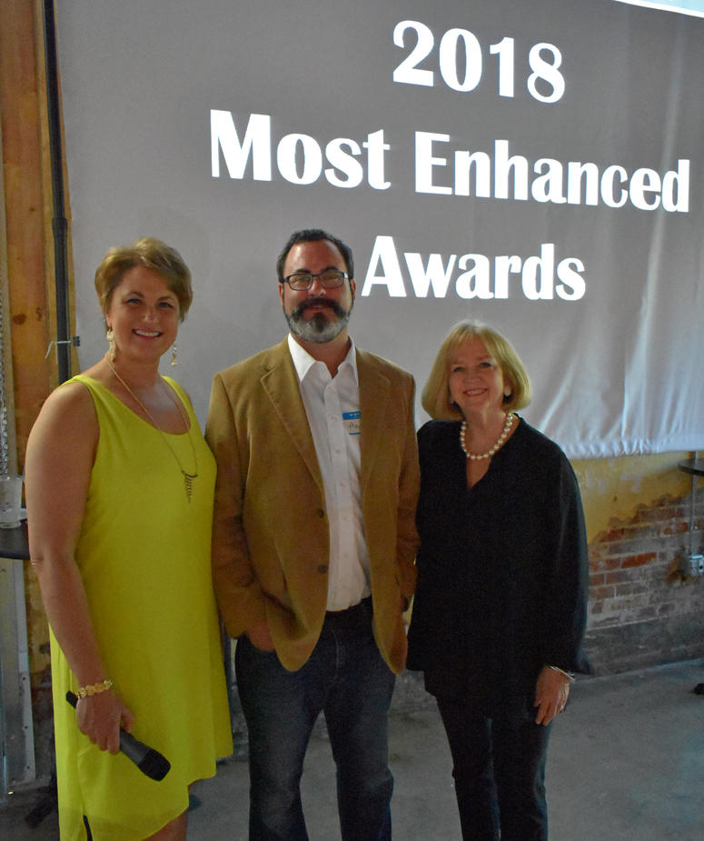 Most Enhanced Awards. Monterrey, Landmarks' Exec. Director Andrew Weil, Mayor Lyda Krewson. Photo Courtesy of Landmarks Association of STL Most Enhanced Awards. Monterrey, Landmarks' Exec. Director Andrew Weil, Mayor Lyda Krewson. Photo Courtesy of Landmarks Association of STL