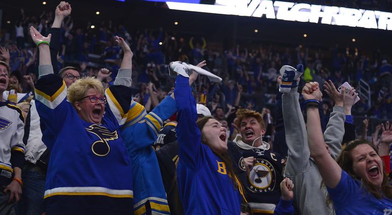 St. Louis Blues fans