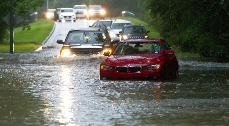 South Texas Flooding Heavy rain is battering parts of southeast Texas prompting flash flood warnings, power outages and calls for water rescues.