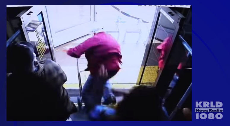 Bus Shove Death Man Dies From Injuries After Being Shoved Off Las Vegas Bus