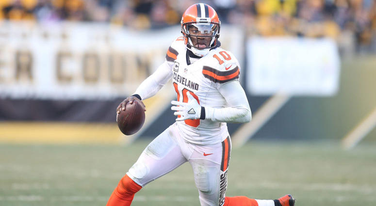 Cleveland Browns quarterback Robert Griffin III Cleveland Browns quarterback Robert Griffin III