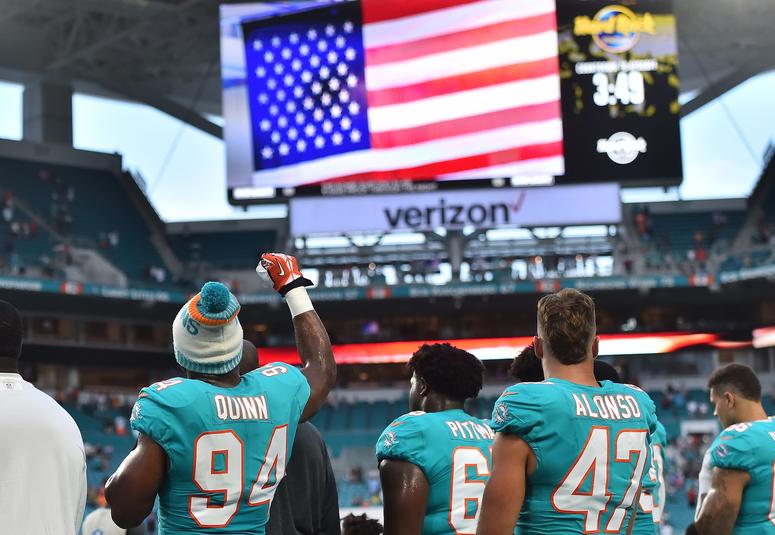 Tampa Bay Buccaneers at Miami Dolphins Tampa Bay Buccaneers at Miami Dolphins