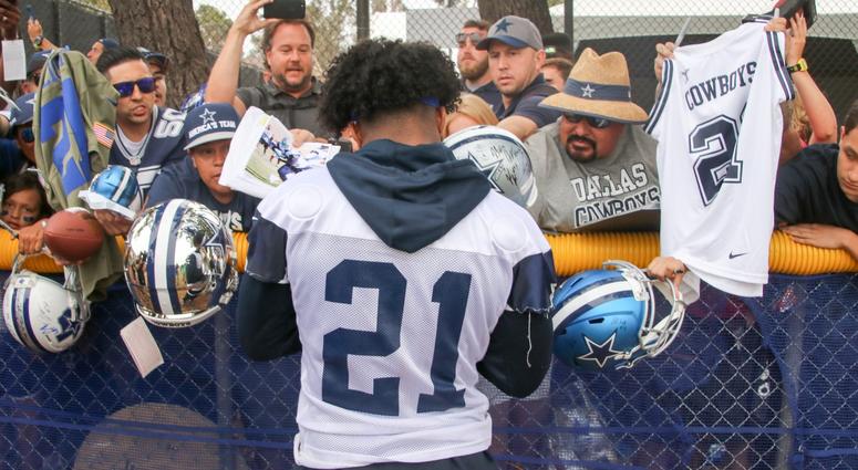 Ezekiel Elliott At 2018 Dallas Cowboys Training Camp Ezekiel Elliott At 2018 Dallas Cowboys Training Camp