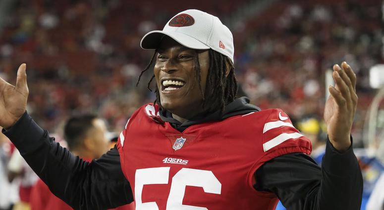 San Francisco 49ers linebacker Reuben Foster (56) celebrates on the sideline during the fourth quarter against the Los Angeles Chargers at Levi's Stadium. San Francisco 49ers linebacker Reuben Foster (56) celebrates on the sideline during the fourth quarter against the Los Angeles Chargers at Levi's Stadium.
