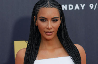 Caption: 6/16/2018 - Kim Kardashian attending the 2018 MTV Movie and TV Awards held at the Barker Hangar in Los Angeles, USA. (Photo by PA Images/Sipa USA) *** US Rights Only ***