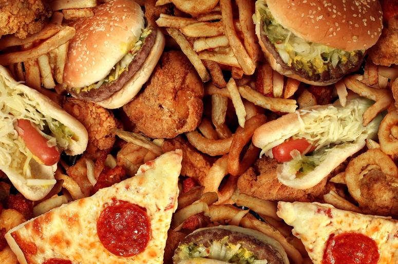 Fast Food ID 31114163 © Skypixel | Dreamstime.com