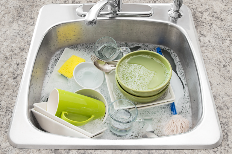 The Real Reason You Leave Dishes To Soak 98 5 Ktk