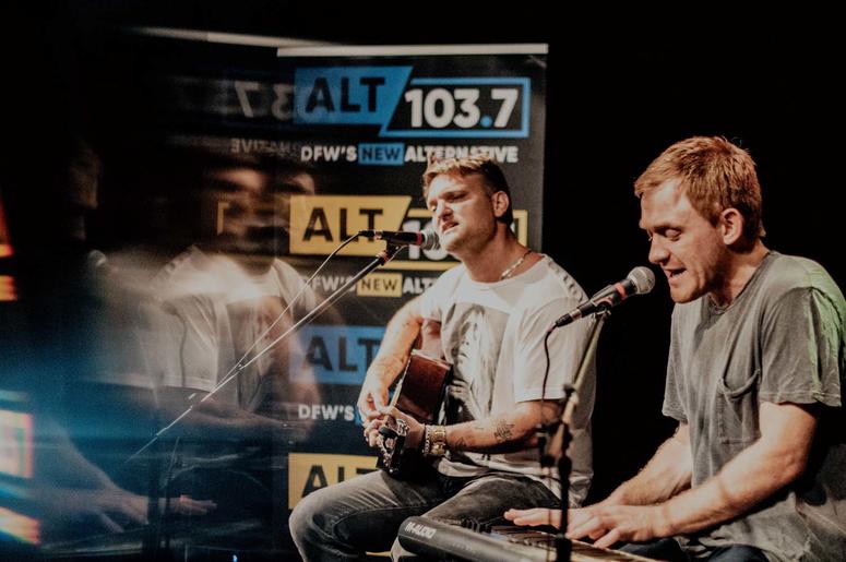 Cold War Kids Perform At The ALT 1037 Performance Showroom Cold War Kids Perform At The ALT 1037 Performance Showroom