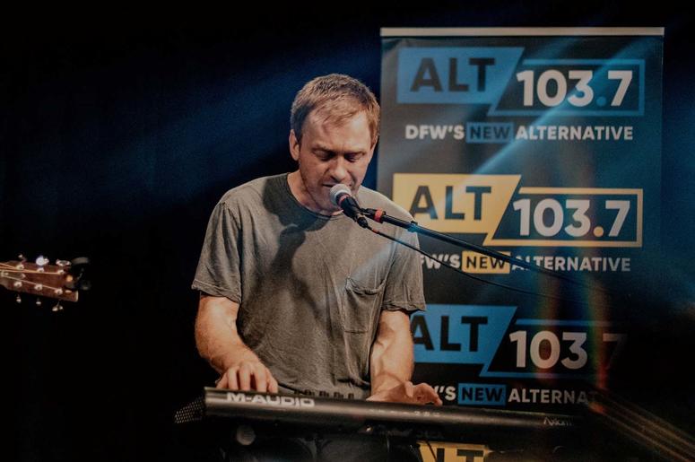 Cold War Kids Perform At The ALT 1037 Performance Showroom Cold War Kids Perform At The ALT 1037 Performance Showroom