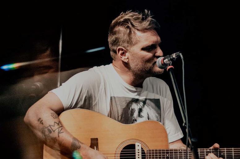 Cold War Kids Perform At The ALT 1037 Performance Showroom Cold War Kids Perform At The ALT 1037 Performance Showroom