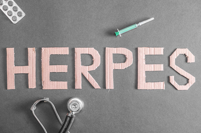 ID 61625210 © Tomnex | Dreamstime.com herpes