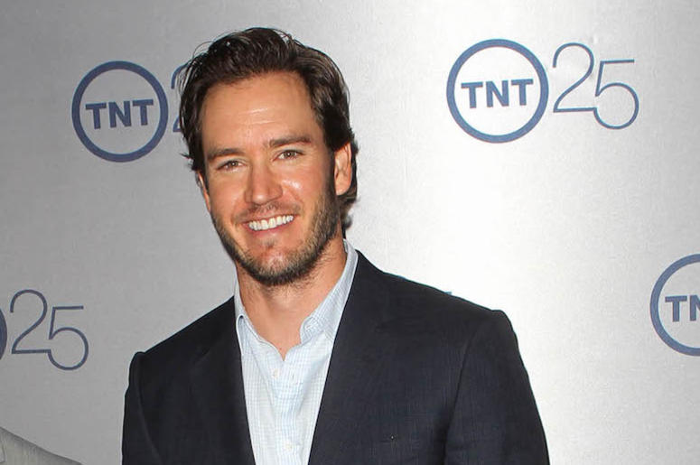 Mark-Paul Gosselaar Shares Amazing Pic Of Mini "Saved By ...