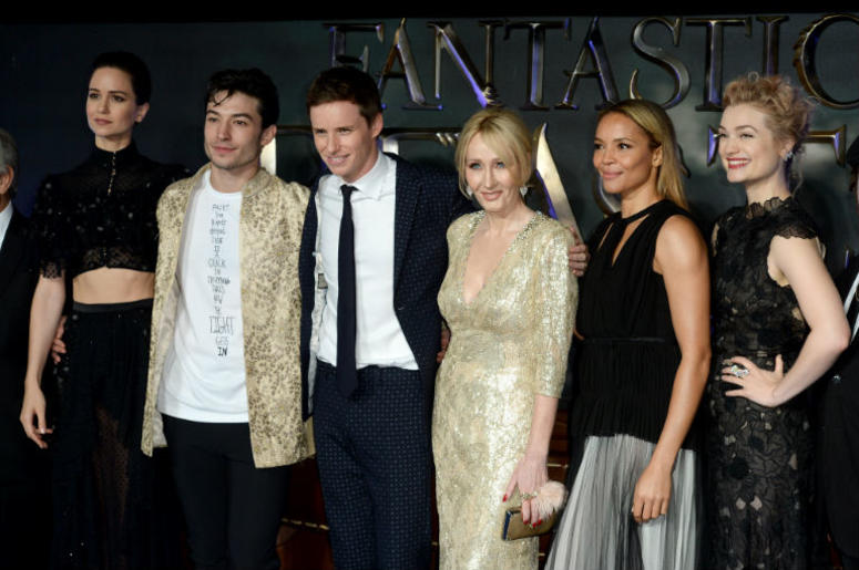 J.K. Rowling with the Cast of Fantastic Beasts