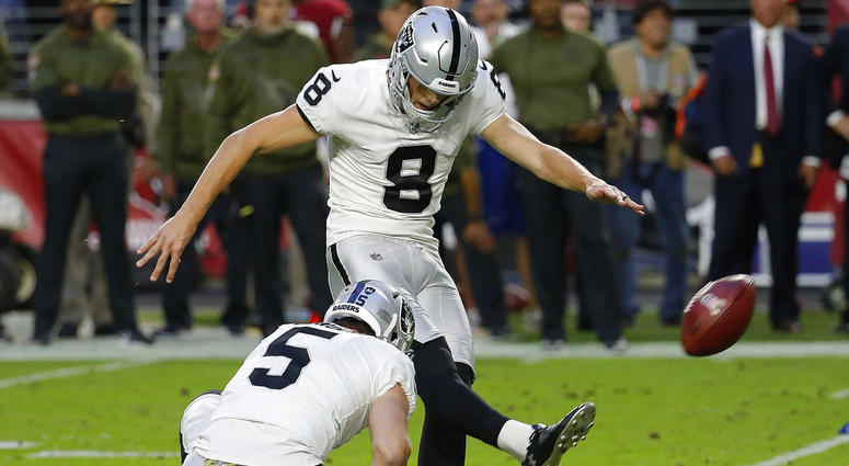 Daniel Carlson (8) Daniel Carlson (8)