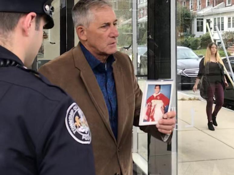 Leaving the the preliminary hearing, Christina Kraft’s father holds a photo of her as a cheerleader and says he just wants justice to prevail. Christina Kraft father