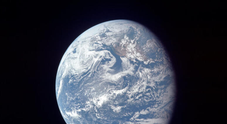 The Earth as seen from 49,000 nautical miles above the surface. The Earth as seen from 49,000 nautical miles above the surface.