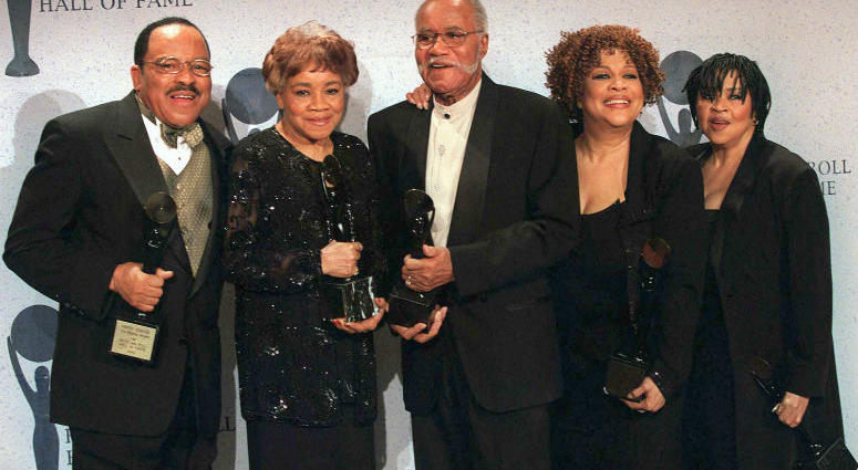 File photo shows the sibling group The Staple Singers, from left, Pervis, Cleotha, Pops, Mavis, and Yvonne at the Rock and Roll Hall of Fame induction ceremony in New York. Yvonne Staples
