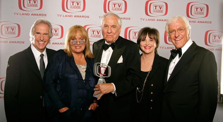 From left: Actors Henry Winkler, Penny Marshall, writer/producer Garry Marshall, Cindy Williams and Dick Van Dyke pose for a portrait during the sixth annual TV Land Awards held at Barker Hanger on June 8, 2008 in Santa Monica, California. TV Land Awards